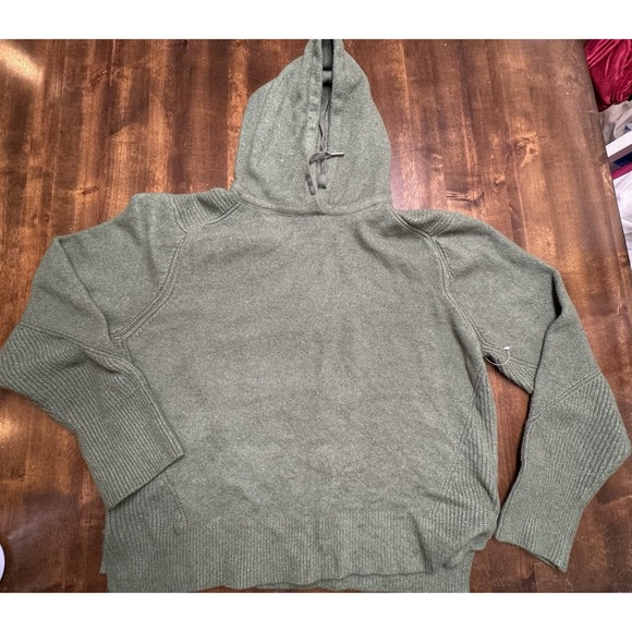 New .. Time and Tru Hooded Sweater - Army Green - L Time and Tru Size: L - Picture 2 of 15